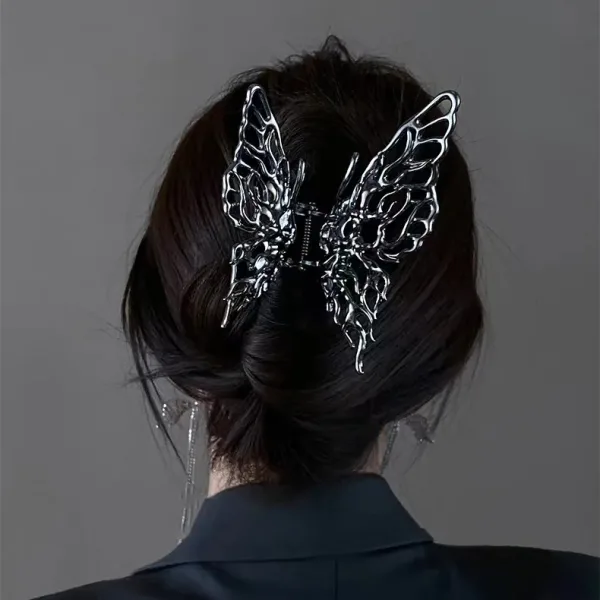 Grande Pince Papillon